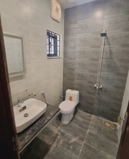 New House for Sale in I-14/4